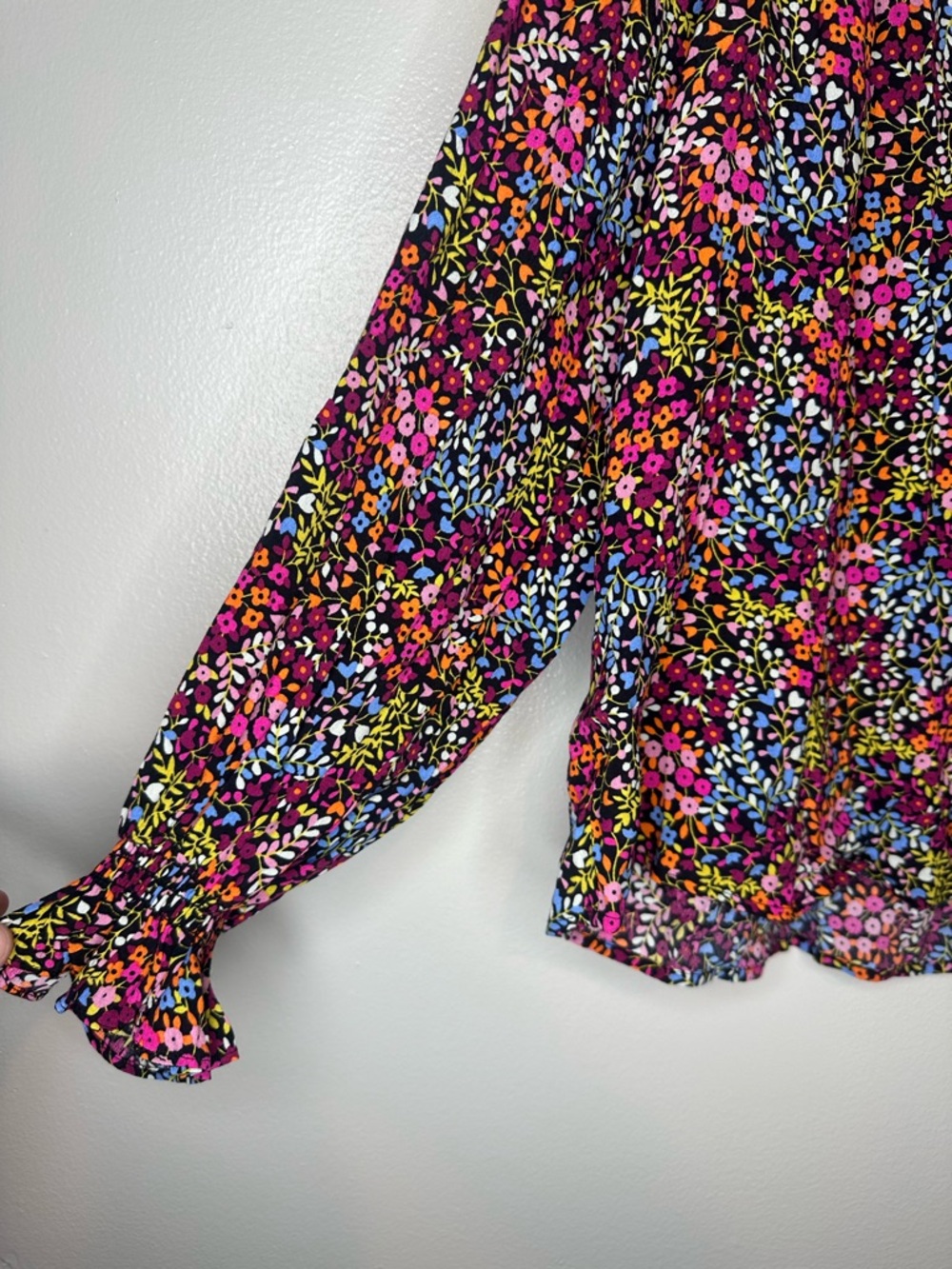 Boden Women's Floral Print Long Sleeve Ruffle Blouse Sz 8 Multicolor Feminine - Picture 3 of 6
